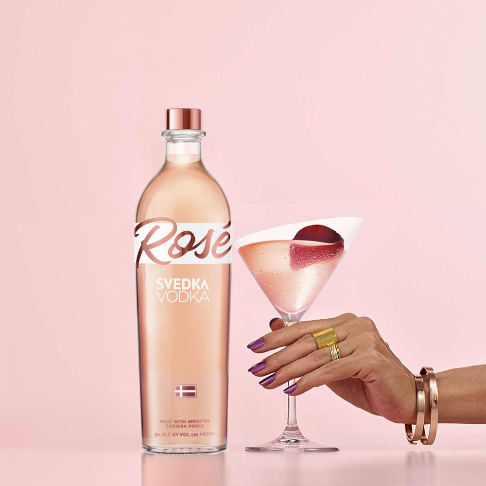 Vodka Svedka con sabor a rosas 750ml