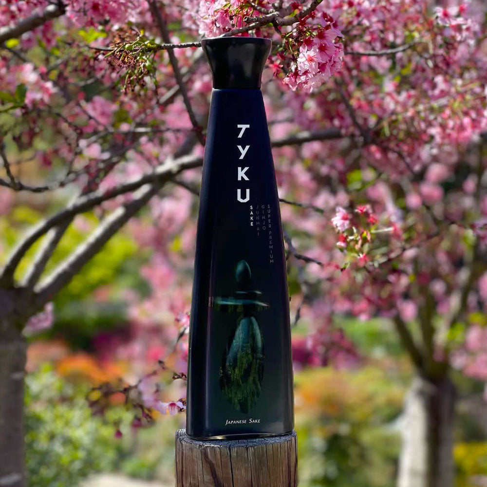 TY KU Sake Junmai Ginjo Black 750ml